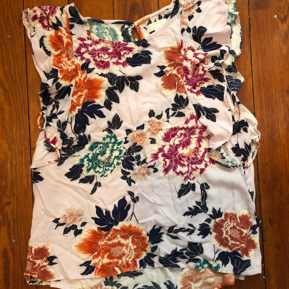 Flutter Sleeve Floral Top